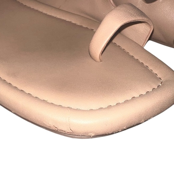 Vince Women’s Tan Leather Toe Loop Minimalist Sandals Size 10 - Picture 3 of 9